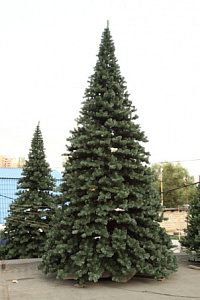 Уличная искусственная  елка 7 метров