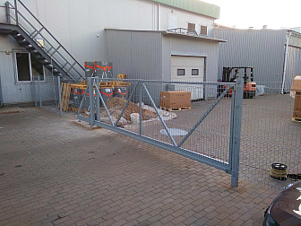 Откатные ворота из 3D панелей 1680х5000 мм