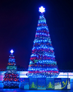 Елки светящиеся (светодинамические) от 4 до 30 метров