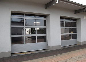 Секционные панорамные ворота