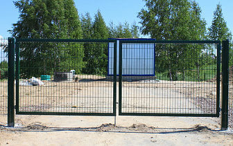 Ворота распашные с ручкой и замком 2430х5000 Класик СО (серия 11)