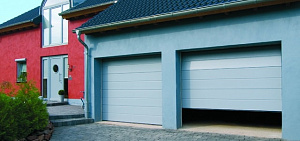 Секционные гаражные ворота с панелью "широкая полоса"