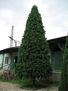 Ель искусственная  уличная 5 метров