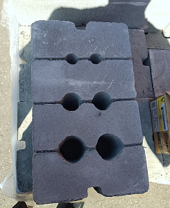 Бетонный блок